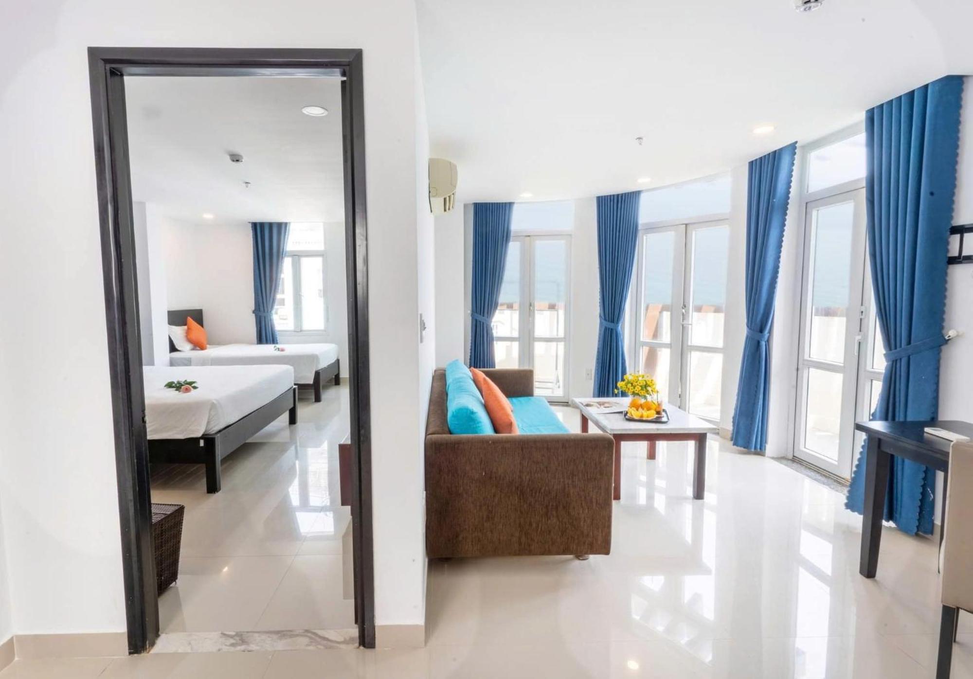 Queen Palace Sea View Hotel Da Nang Esterno foto