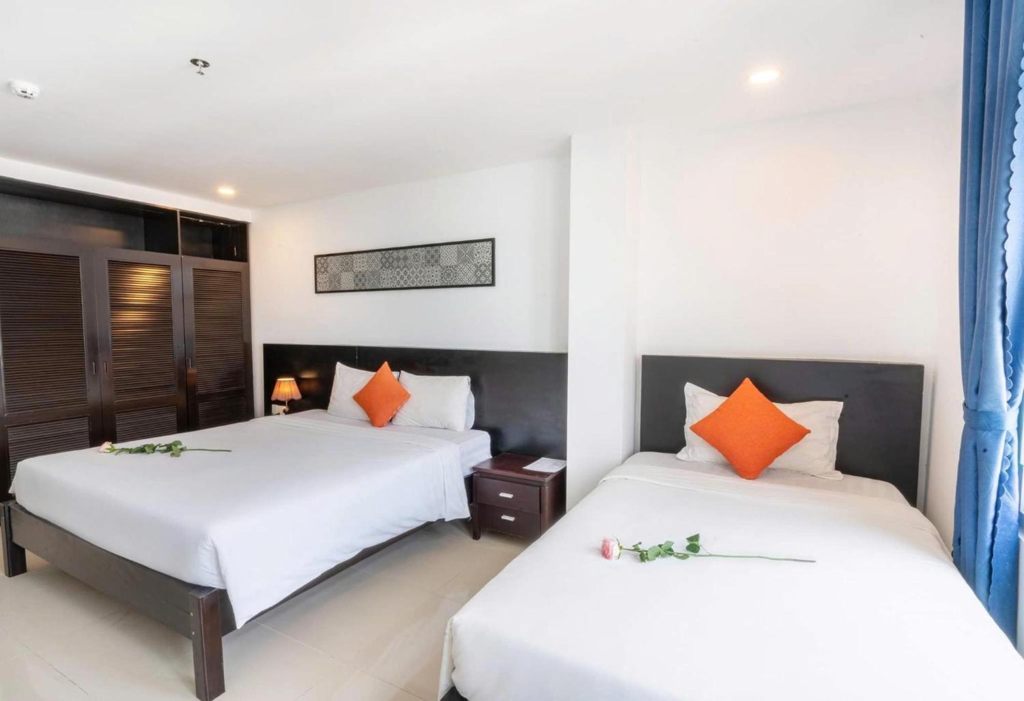 Queen Palace Sea View Hotel Da Nang Esterno foto