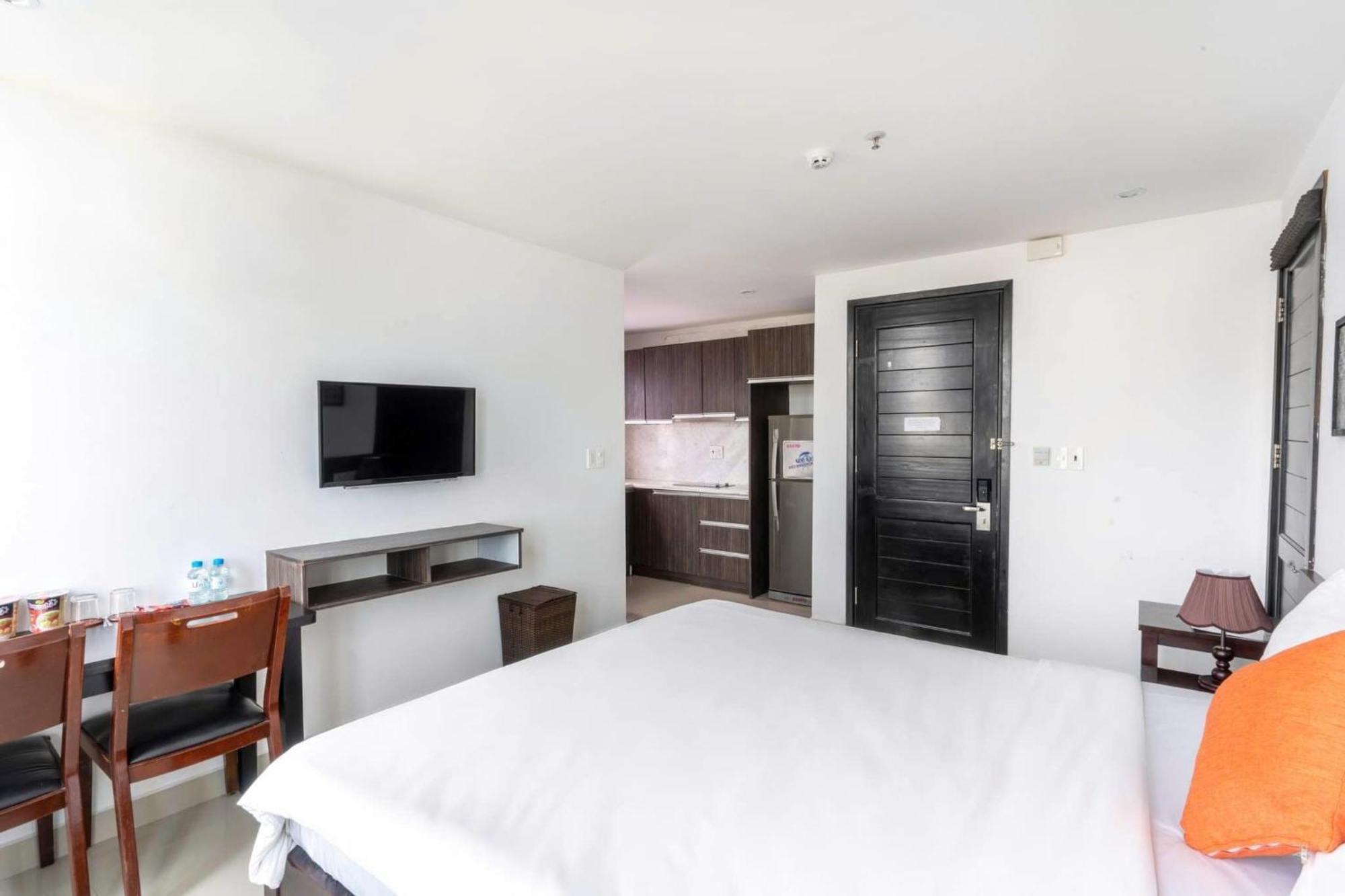 Queen Palace Sea View Hotel Da Nang Esterno foto